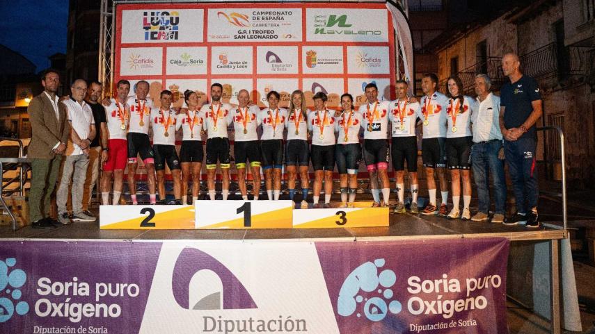 Montserrat Pereira (Seven Pro Cycling) y Naomi Abrante (Tenerife Bike Point) Campenas de España en las CRI de los Nacionales de Master