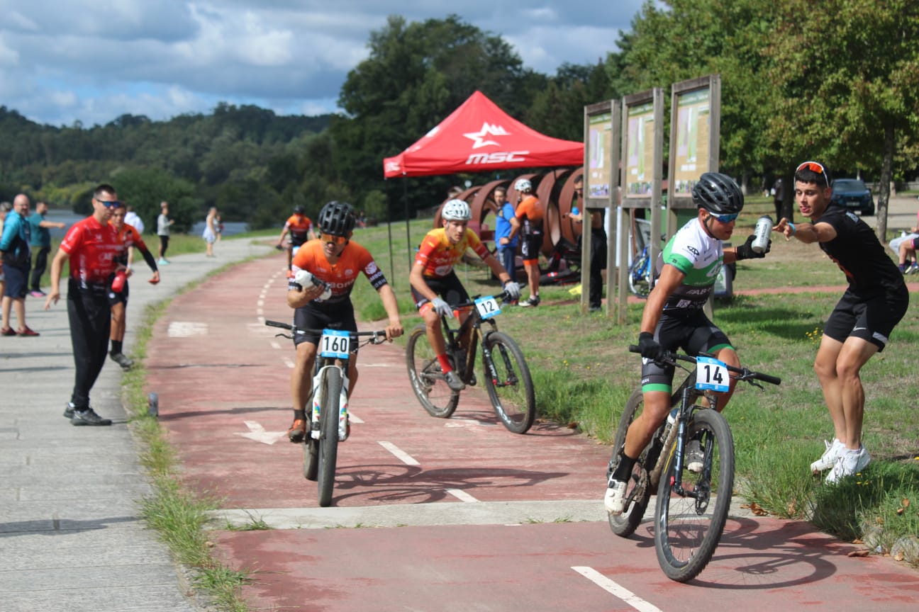 Diego Álvarez e Susana Alonso vencen no emocionante Campionato de Galicia - XCM Condado-Paradanta