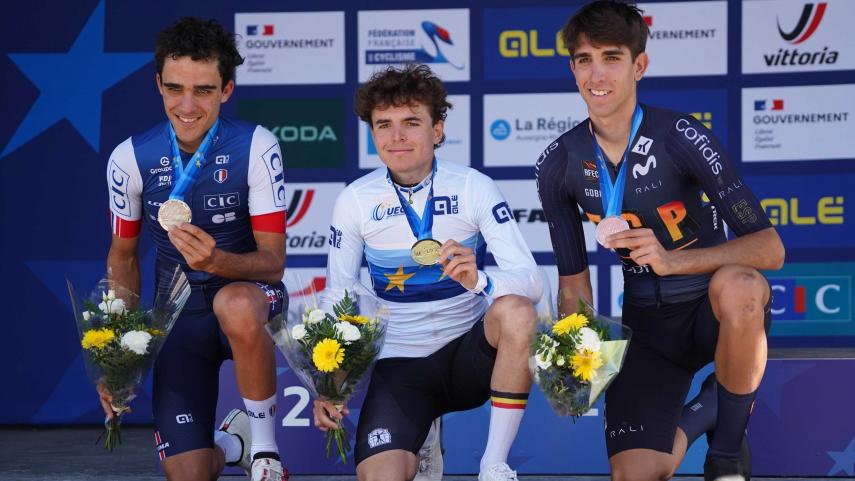 Hector-alvarez-se-cuelga-una-brillante-medalla-de-bronce-en-el-Europeo-de-DrA�me-ArdA�che-