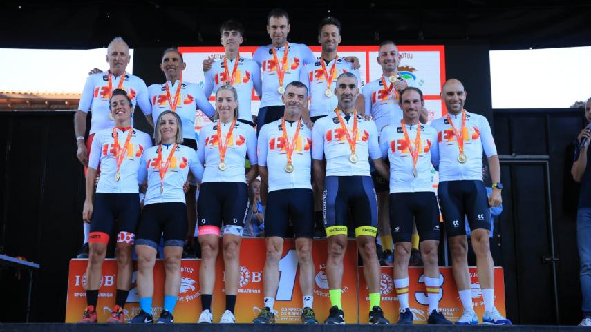 Francisco-Herrero-y-Corina-Mesplet-se-imponen-en-el-Campeonato-de-Espana-de-XC-Ultramaraton