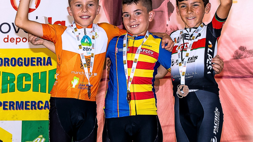 Candidatura-abierta-para-la-final-autonomica-de-escuelas-de-ciclismo-de-carretera