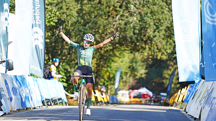Lucia-Gonzalez-y-Gonzalo-Inguanzo-triunfan-en-el-XaxanCX-de-Copa-de-Espana-de-Ciclocross-2025