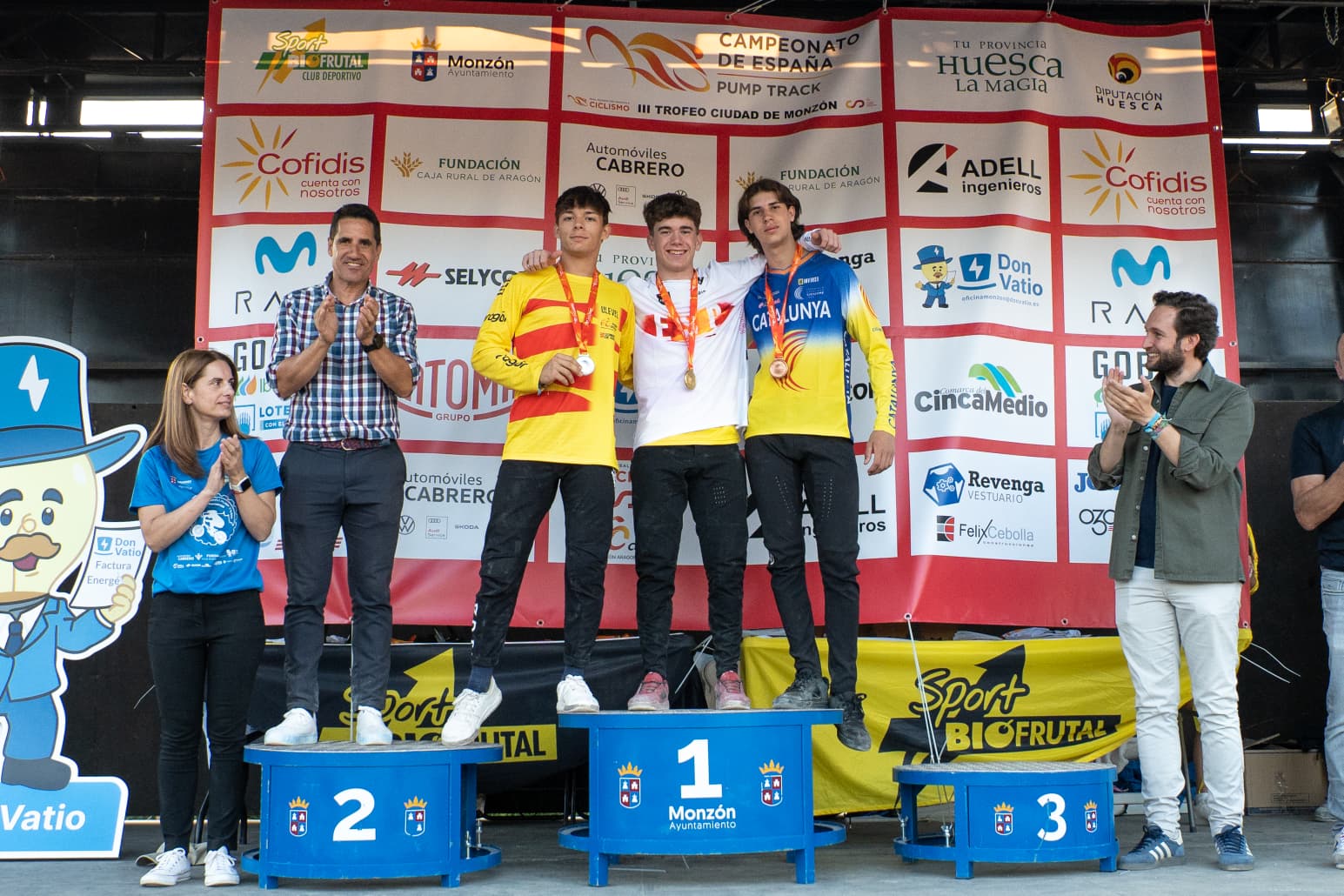 Sergio Veiga y Alba Fernández se visten en Monzón como nuevos campeones de España de Pump Track