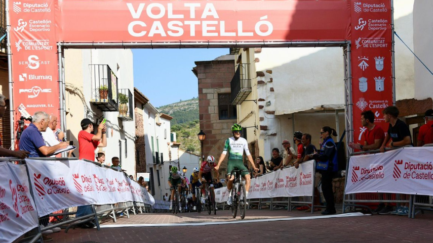 Castellon-sera-el-epicentro-Mundial-del-ciclismo-junior-en-2026-con-la-Volta-Castello-y-el-Trofeo-Victor-Cabedo