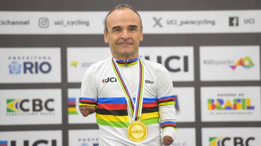 Ricardo-Ten-conquista-su-tercer-maillot-arcoiris-en-el-Mundial-de-Pista-Paralimpico-