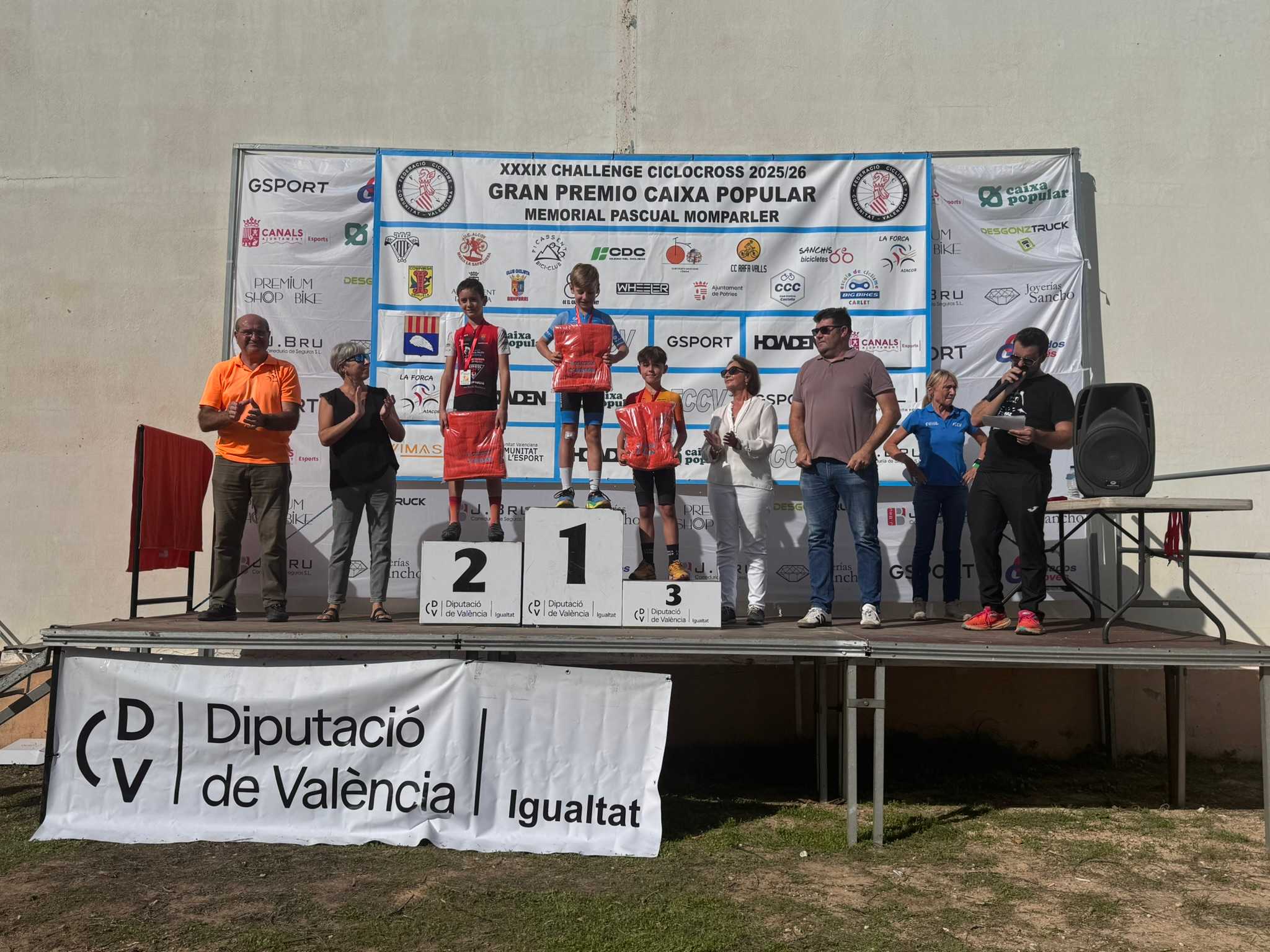 La Challenge de Ciclocross sigue su curso con las pruebas de Picassent y Aiacor
