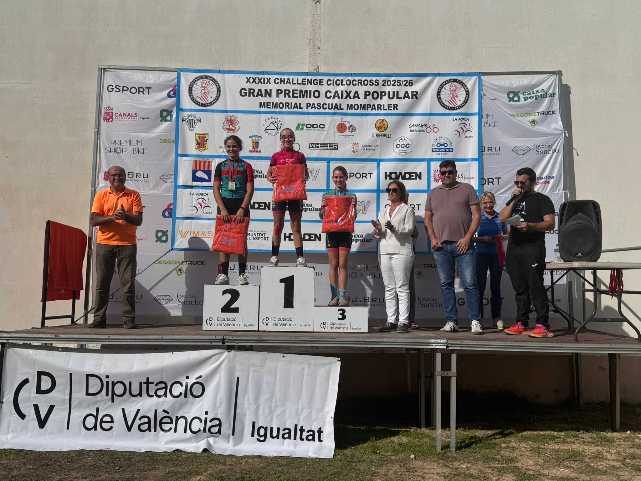 La Challenge de Ciclocross sigue su curso con las pruebas de Picassent y Aiacor