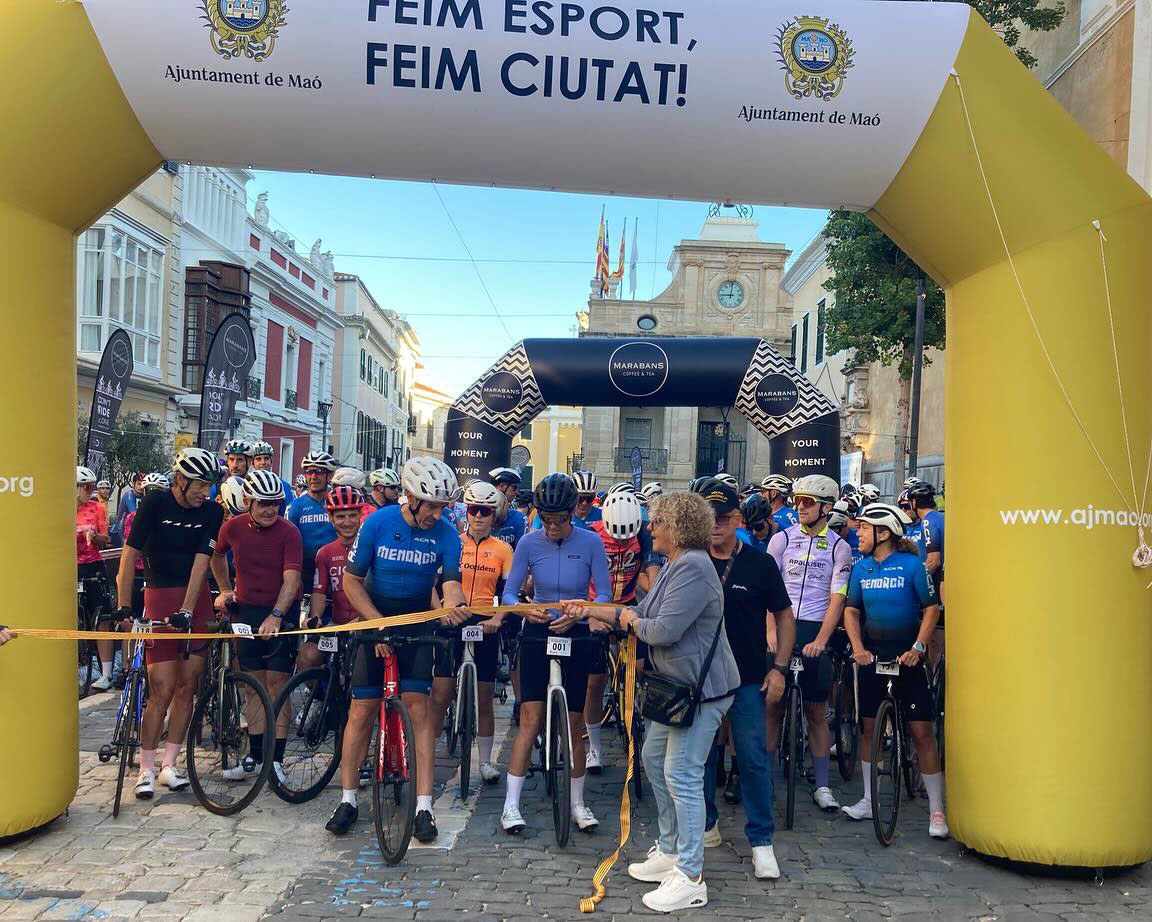 Éxito rotundo de la 24ª Volta Cicloturista Internacional a Menorca