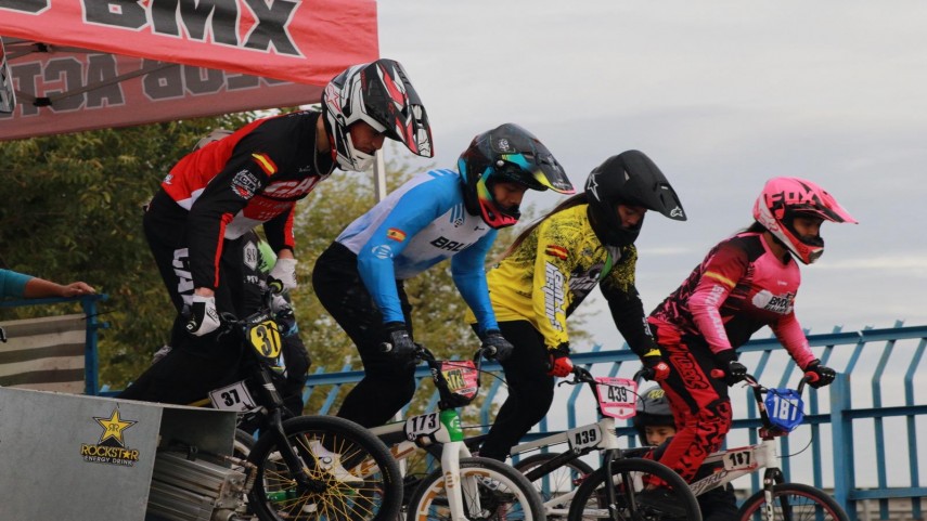 Buena-participacion-en-la-quinta-prueba-de-la-Copa-de-Madrid-de-BMX-celebrada-en-Mostoles
