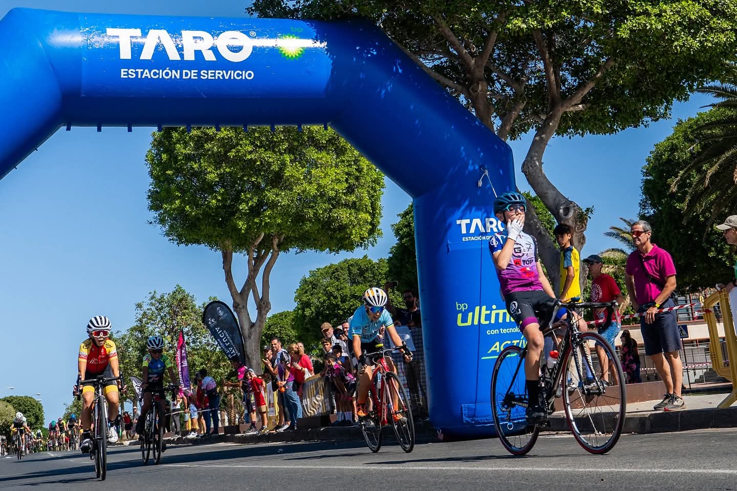 Clasificaciones Escuelas de  Vecindario