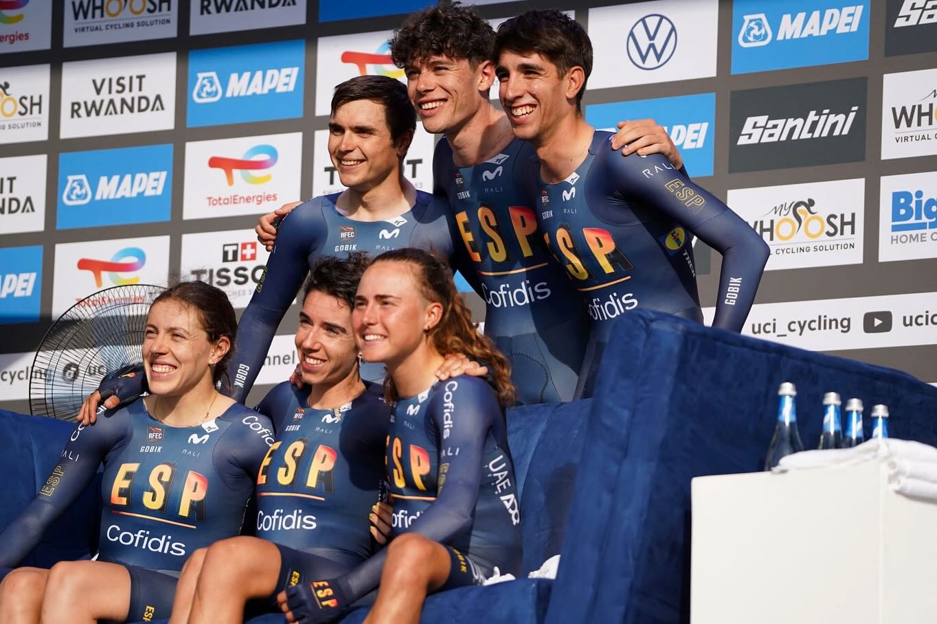 Héctor Álvarez roza el podio mundial en Kigali y lidera la brillante actuación valenciana en el Mundial de carretera Héctor Álvarez roza el podio mundial en Kigali y lidera la brillante actuación valenciana en el Mundial de carretera