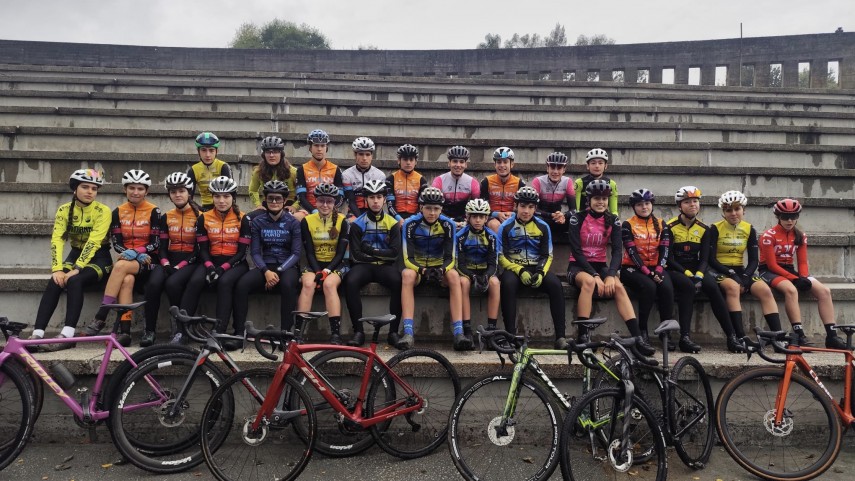 A-canteira-do-ciclocros-formouse-en-Betanzos