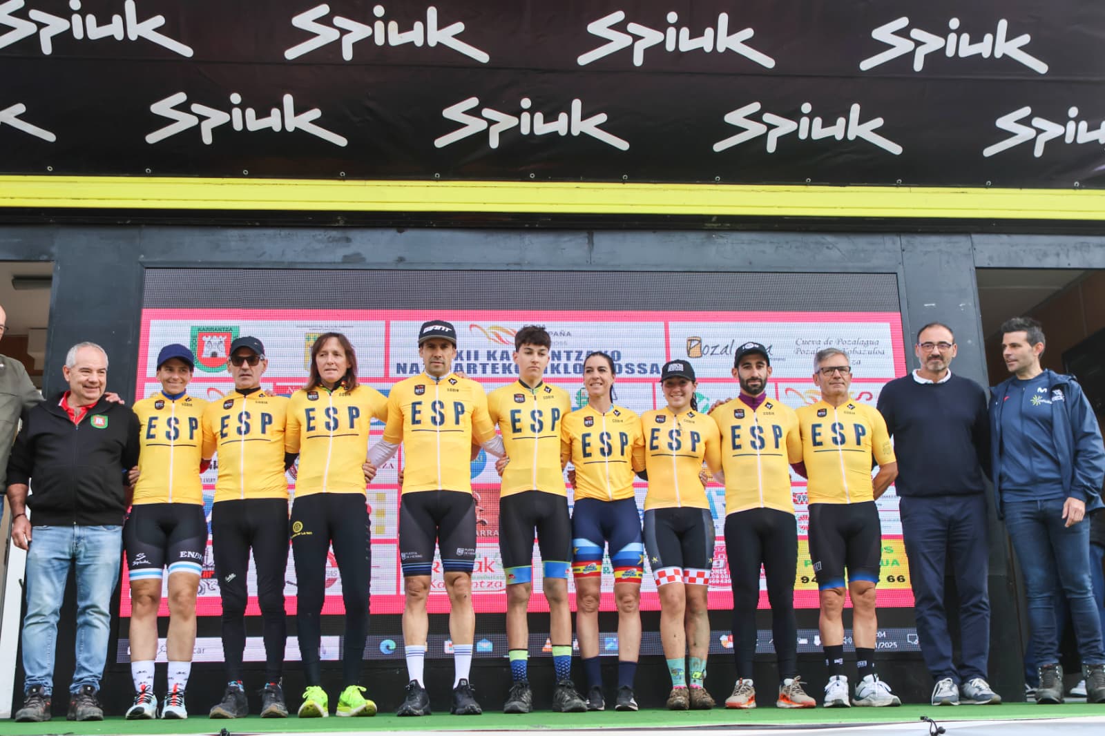 Gonzalo Inguanzo, Aitana Gutiérrez e Isaac Suárez líderes de la Copa de España de ciclocross tras la doble cita del País Vasco