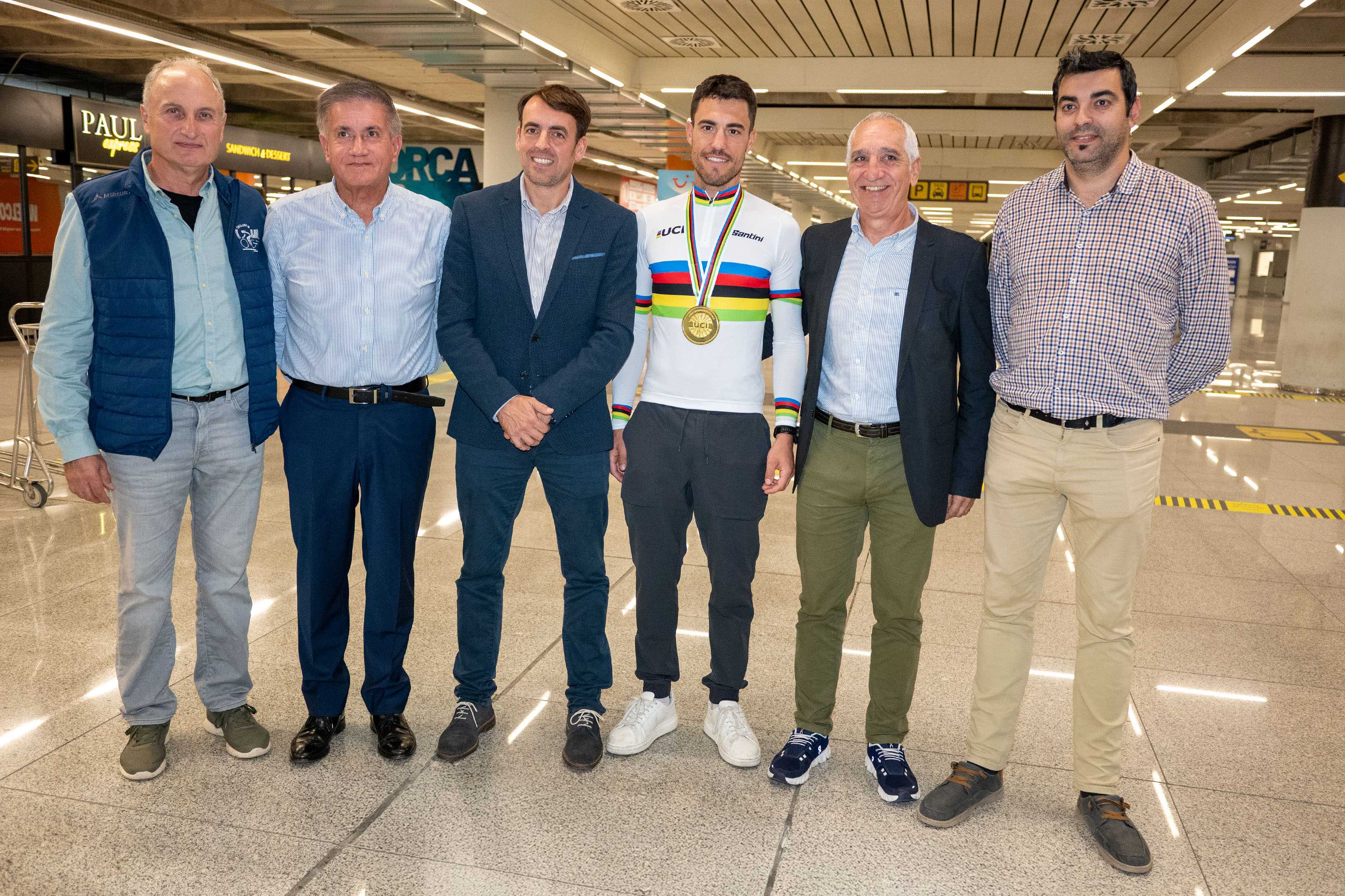 EL ORO DE ALBERT TORRES YA ESTÁ AQUÍ