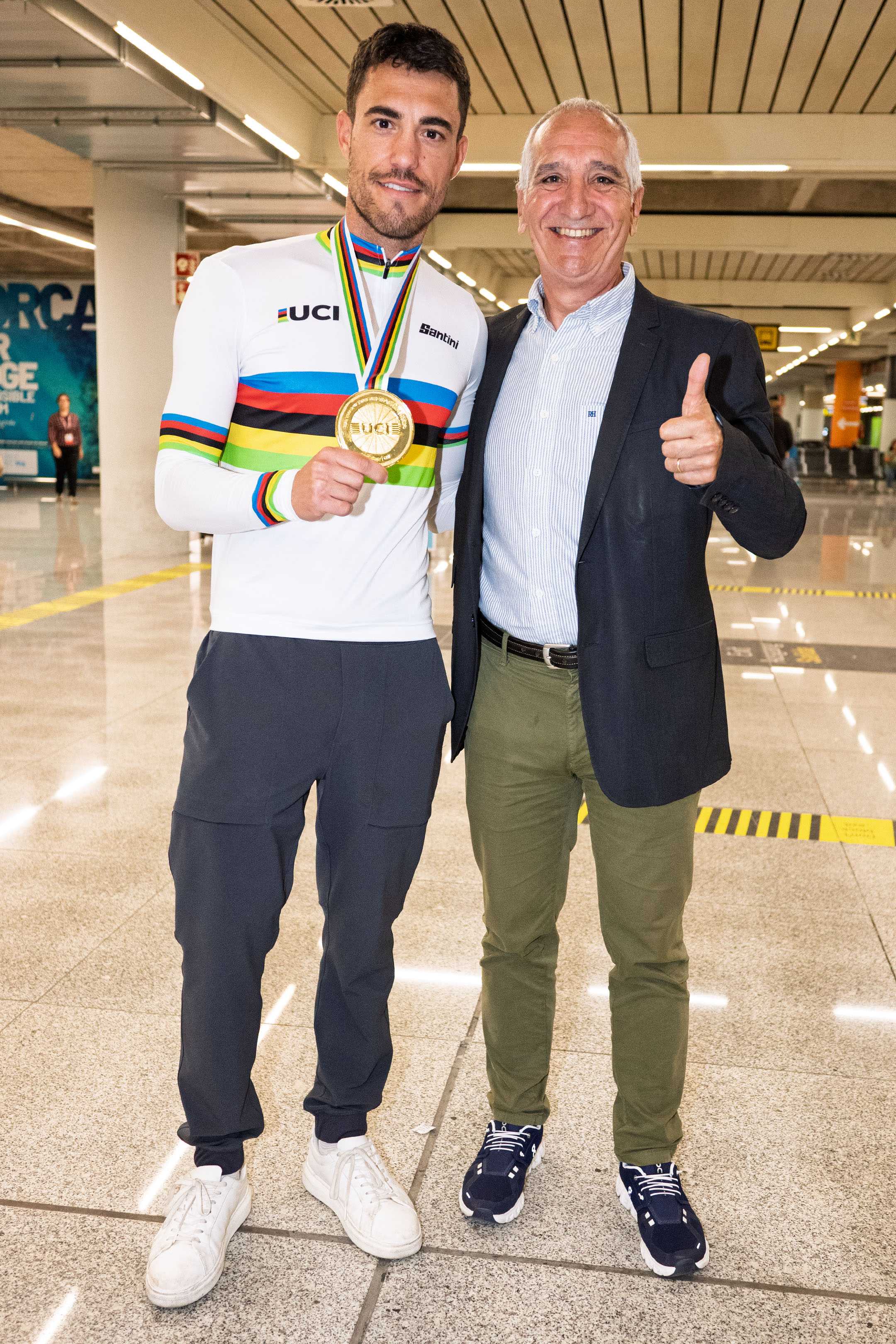 EL ORO DE ALBERT TORRES YA ESTÁ AQUÍ