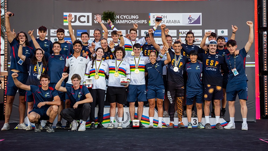 Alejandro-Montalvo-y-Alba-Riera-revalidan-sus-titulos-de-campeones-del-mundo-de-trial-en-Riyadh-y-cierran-un-Mundial-historico-para-Espana