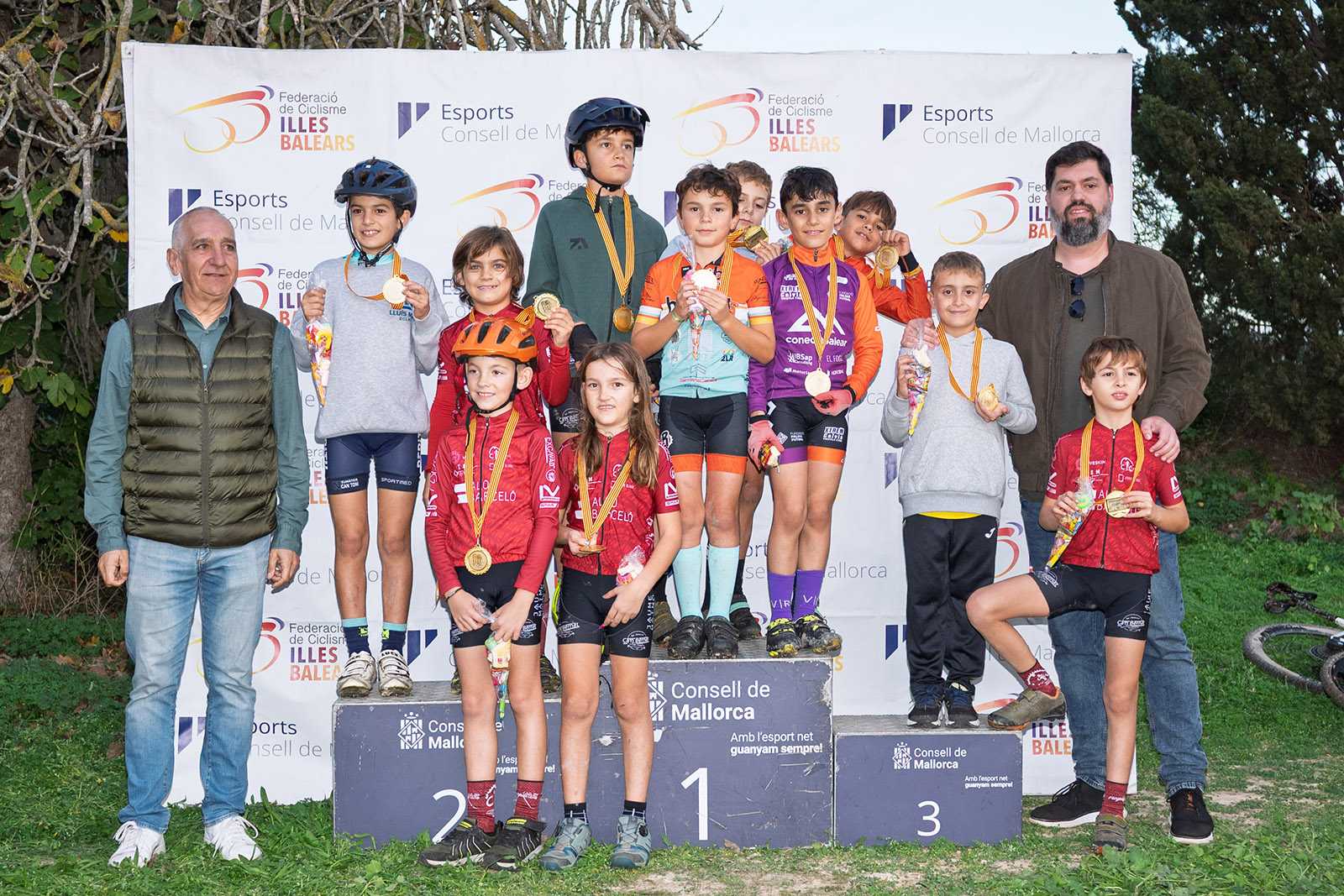 VIII CX DIJOUS BO - INCA