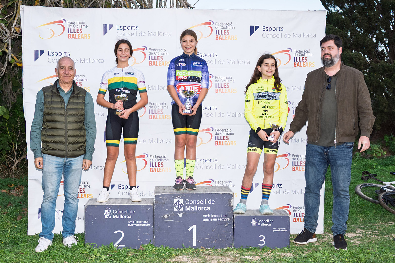 VIII CX DIJOUS BO - INCA