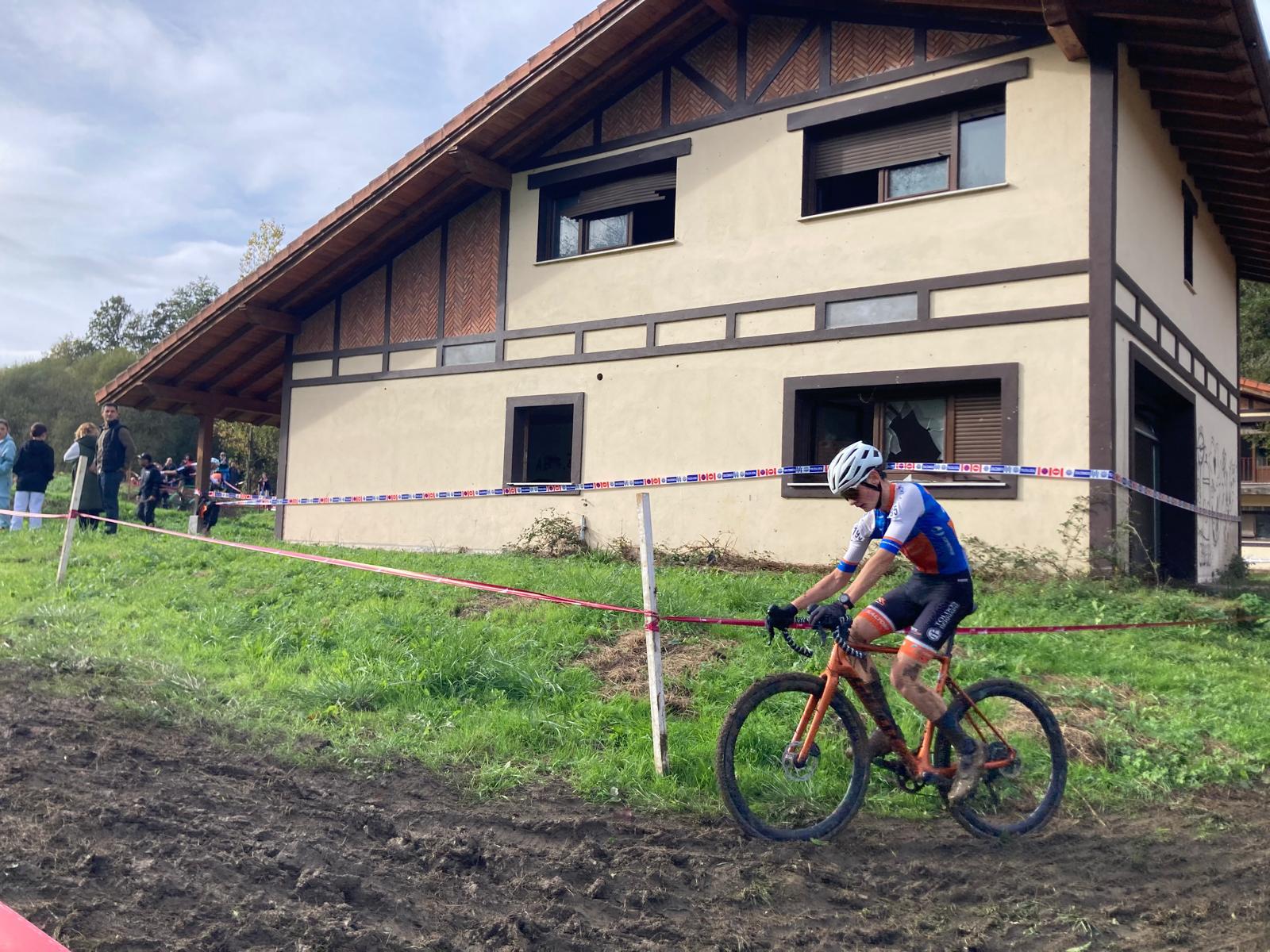 Apoyo federativo en la Copa de España de Amurrio y Karranza