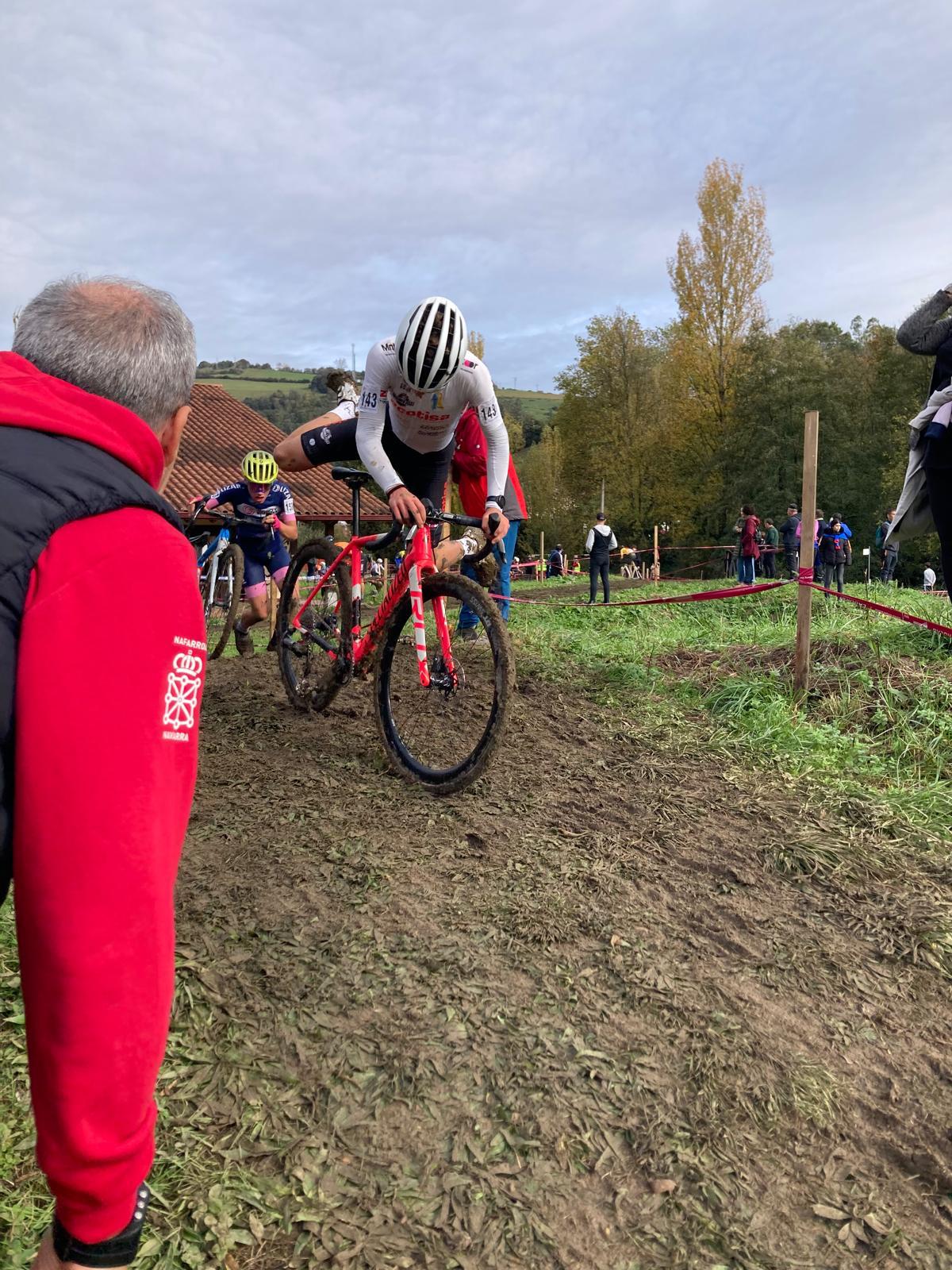 Apoyo federativo en la Copa de España de Amurrio y Karranza