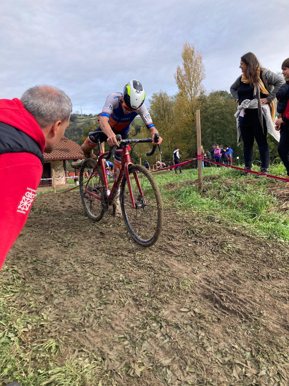 Apoyo federativo en la Copa de España de Amurrio y Karranza