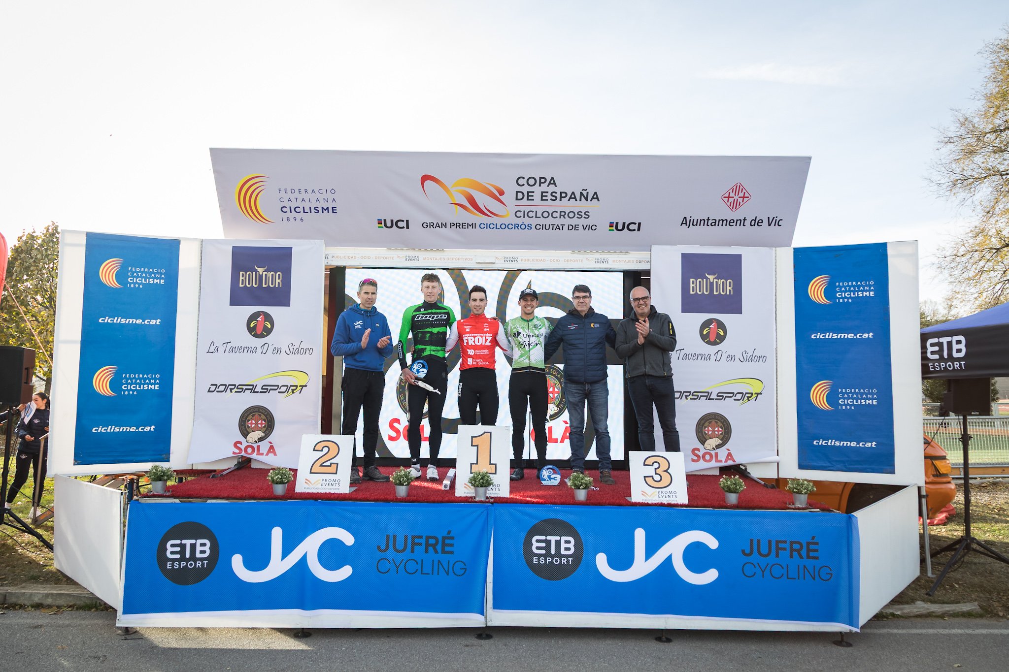 Gonzalo Inguanzo, Raúl López y Aitana Gutiérrez ganan en la prueba de la Copa de España de CX en Vic