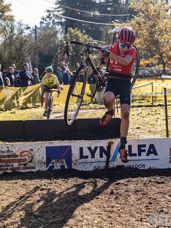 Miguel Rodríguez e Lorena Patiño demostran a súa condición de referentes estatais en Ponteareas