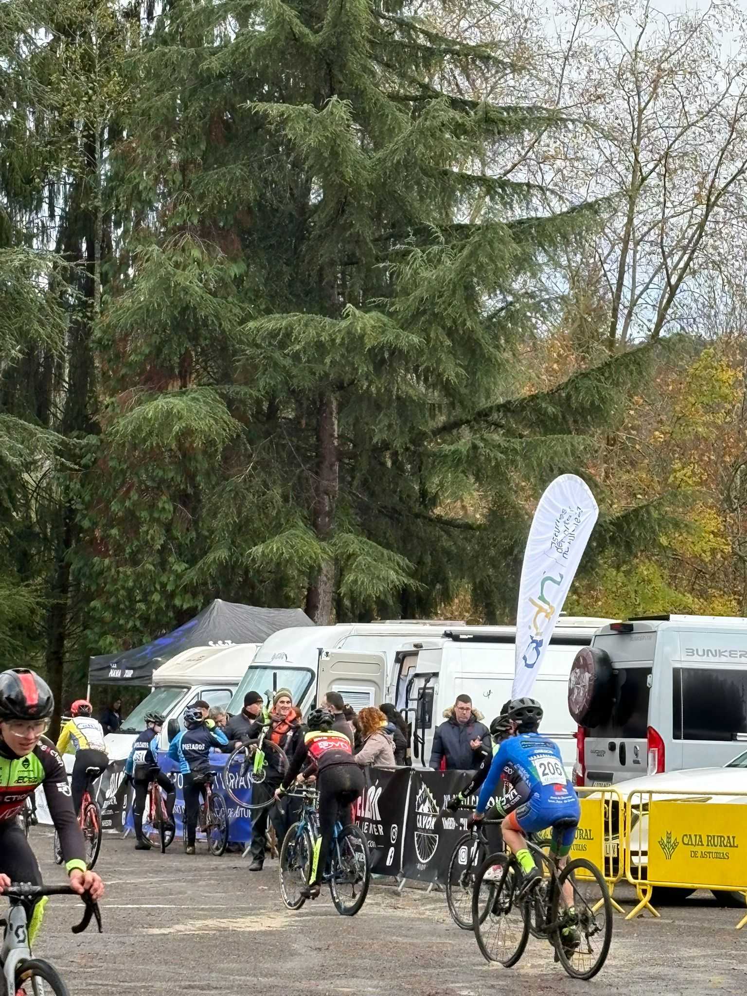 Infiesto vive una emocionante y épica edición del III Ciclocross Concejo de Piloña