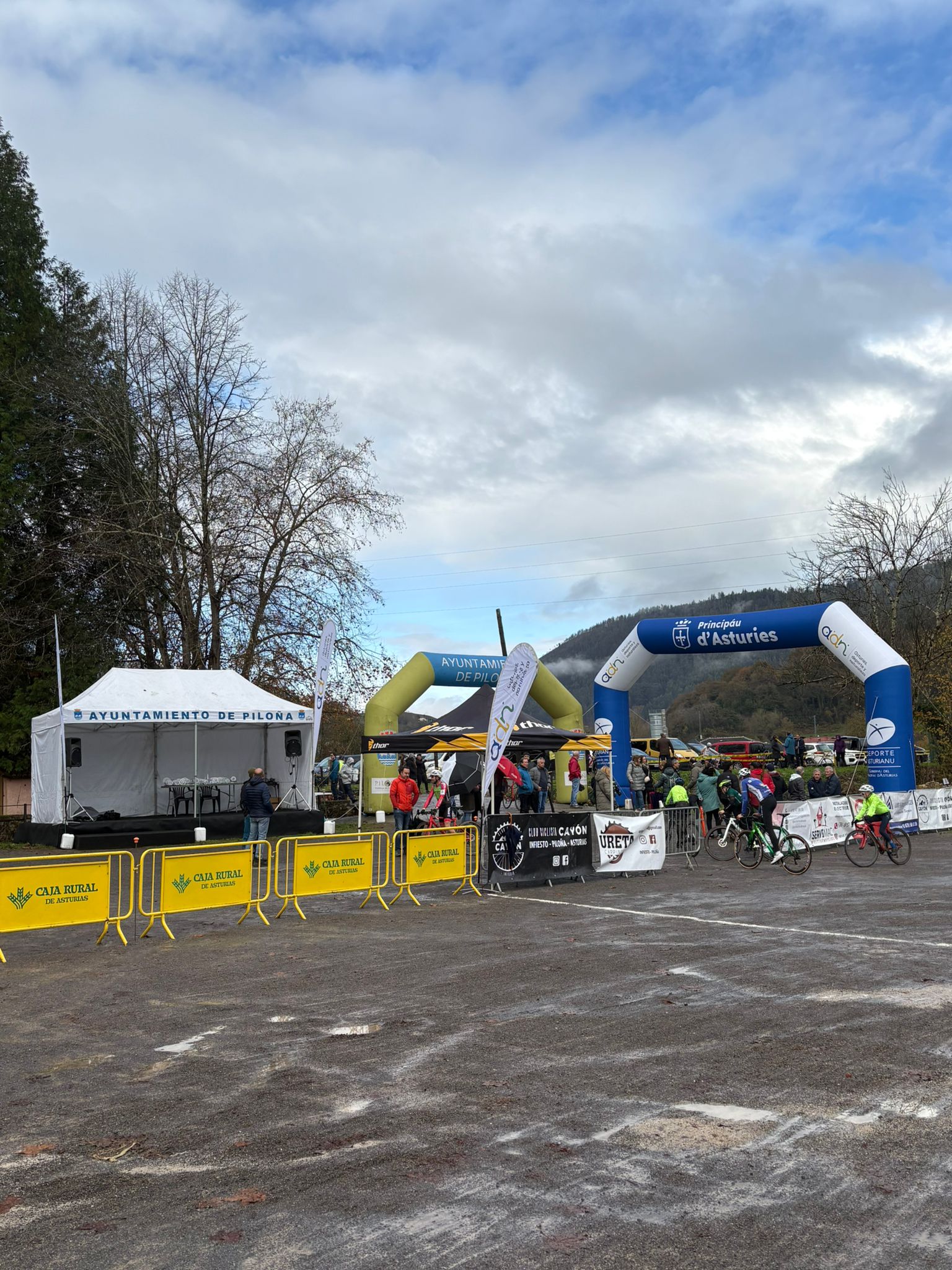 Infiesto vive una emocionante y épica edición del III Ciclocross Concejo de Piloña