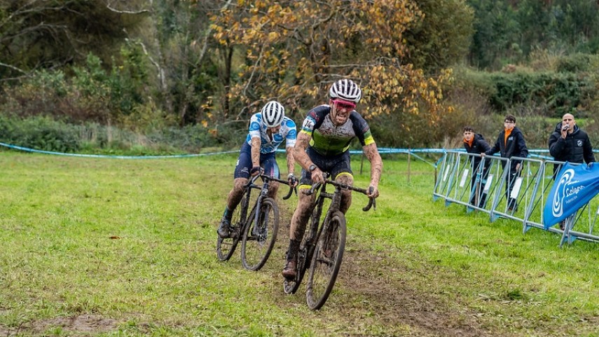 Anxo-Carril-bate-a-Samuel-Gonzalez-en-Ferrol-e-dispara-a-emocion-da-Copa-Galicia-a-falta-dunha-cita