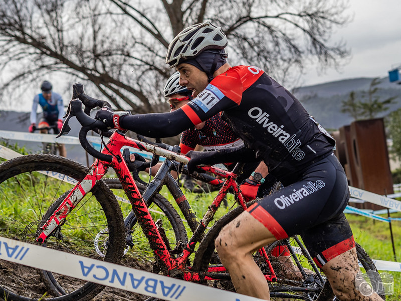 Samuel González despexa a incógnita final da Copa Galicia de Ciclocrós en Viveiro