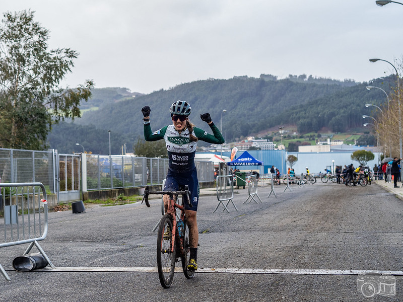Samuel González despexa a incógnita final da Copa Galicia de Ciclocrós en Viveiro