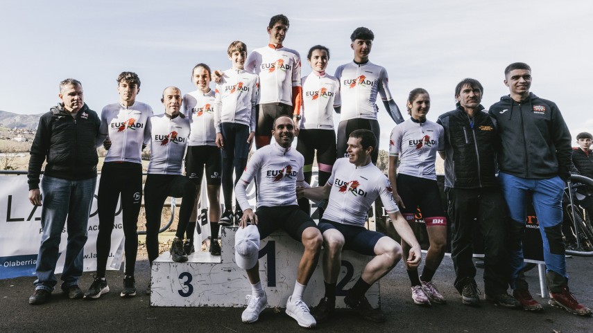 IRATI-ARANGUREN-CARBAIEDA-ETA-AITOR-HERNANDEZ-GUTIERREZ-EUSKADIKO-TXAPELDUN-BERRIAK