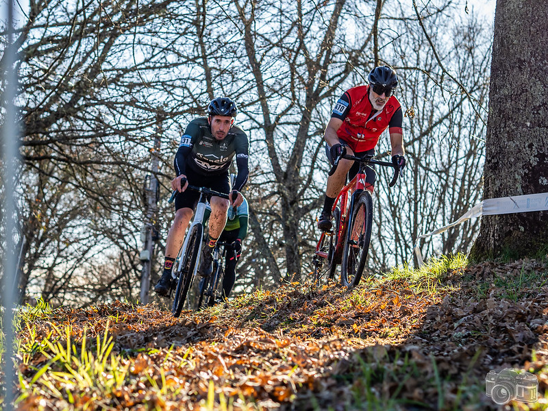 O Campionato de Galicia de Ciclocrós en Maceda confirma o cambio de ciclo