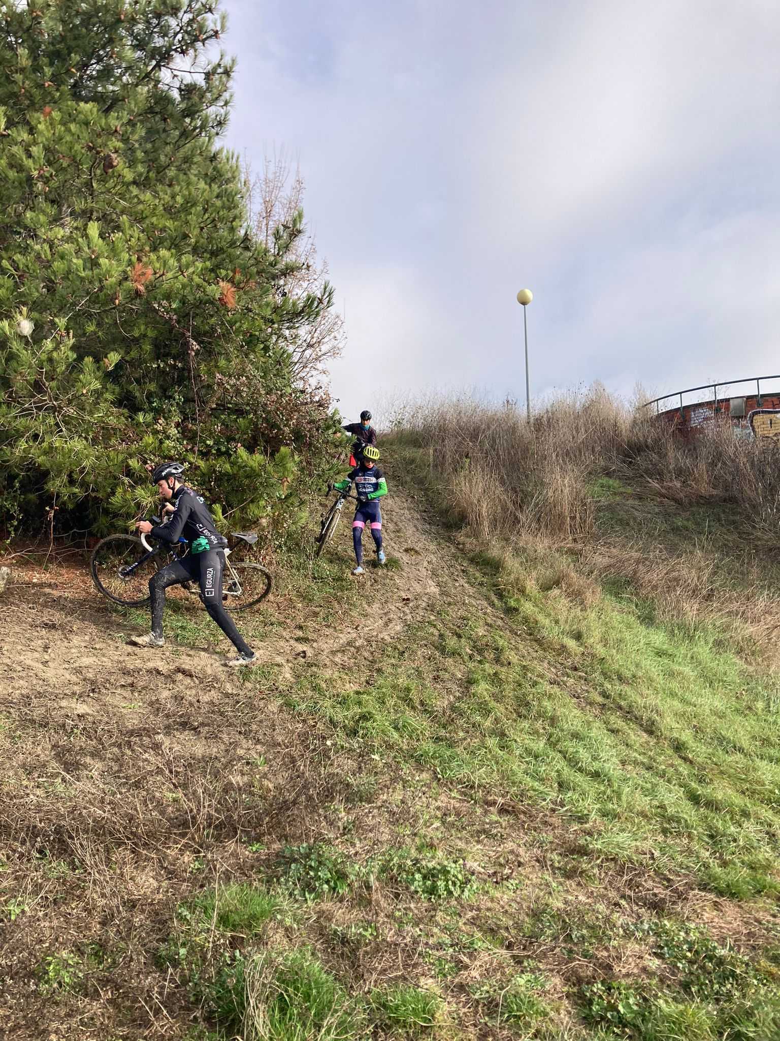 Jornada de Tecnificación de Ciclocross en Artika