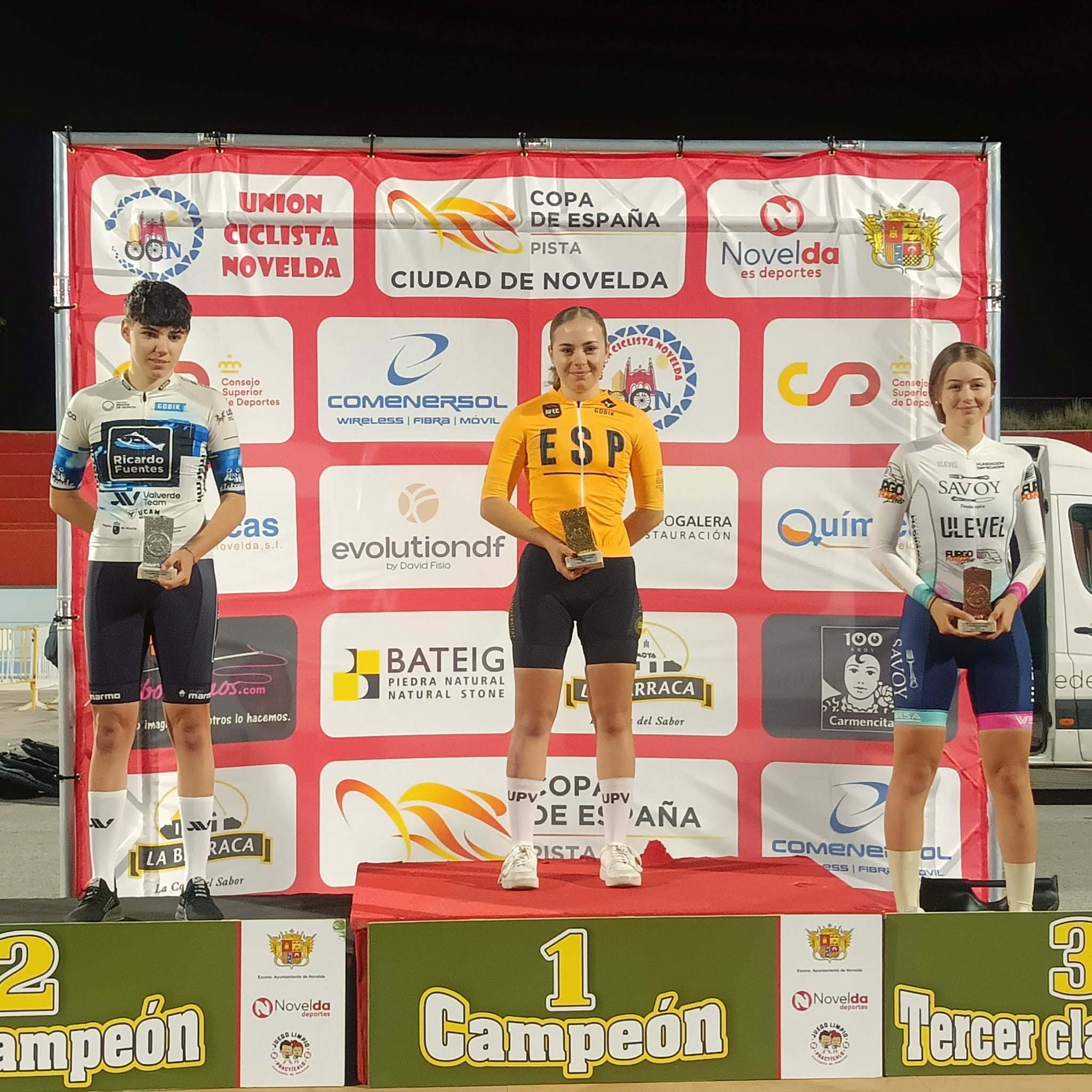 La Copa de España de Pista celebra con éxito su penúltima cita en Novelda