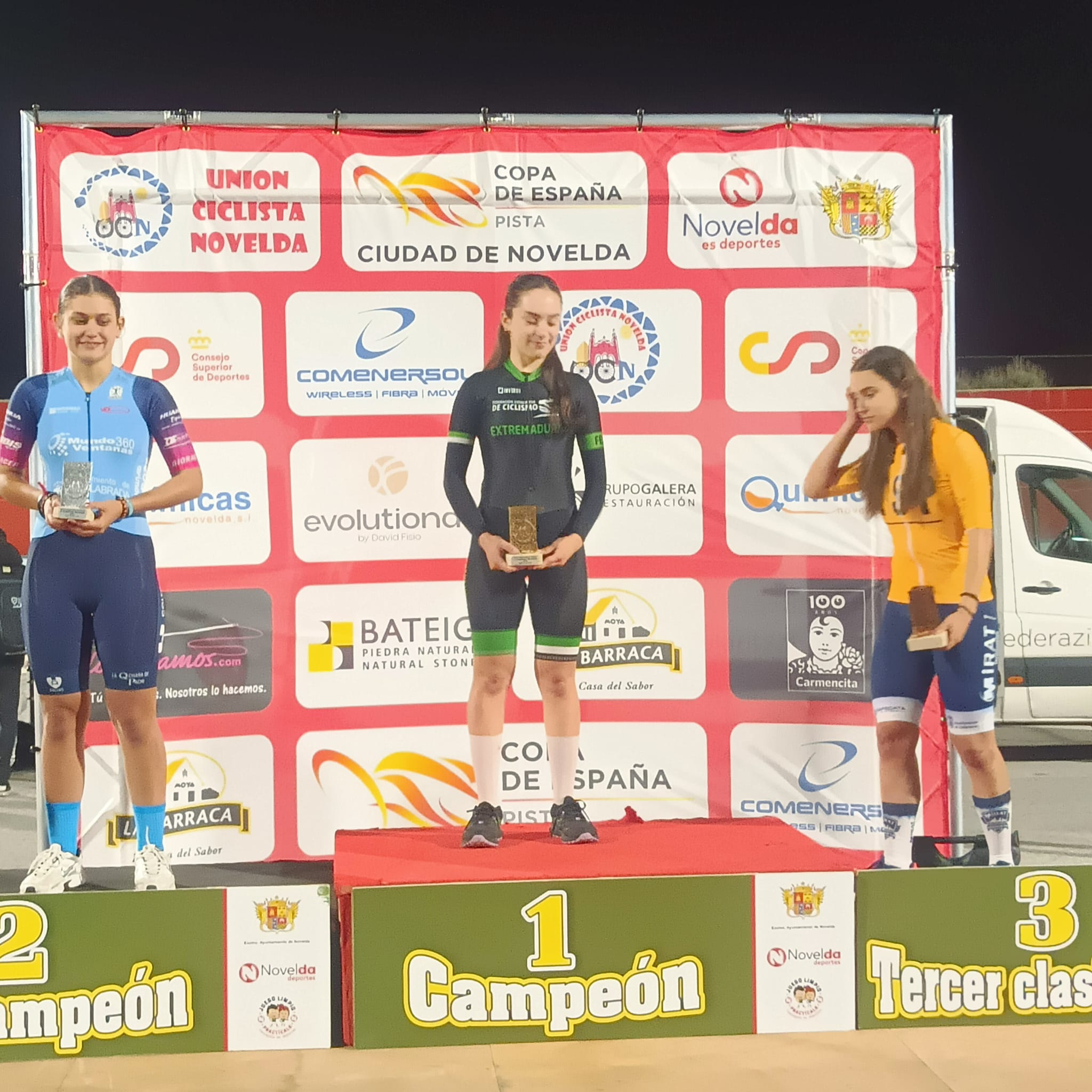 La Copa de España de Pista celebra con éxito su penúltima cita en Novelda