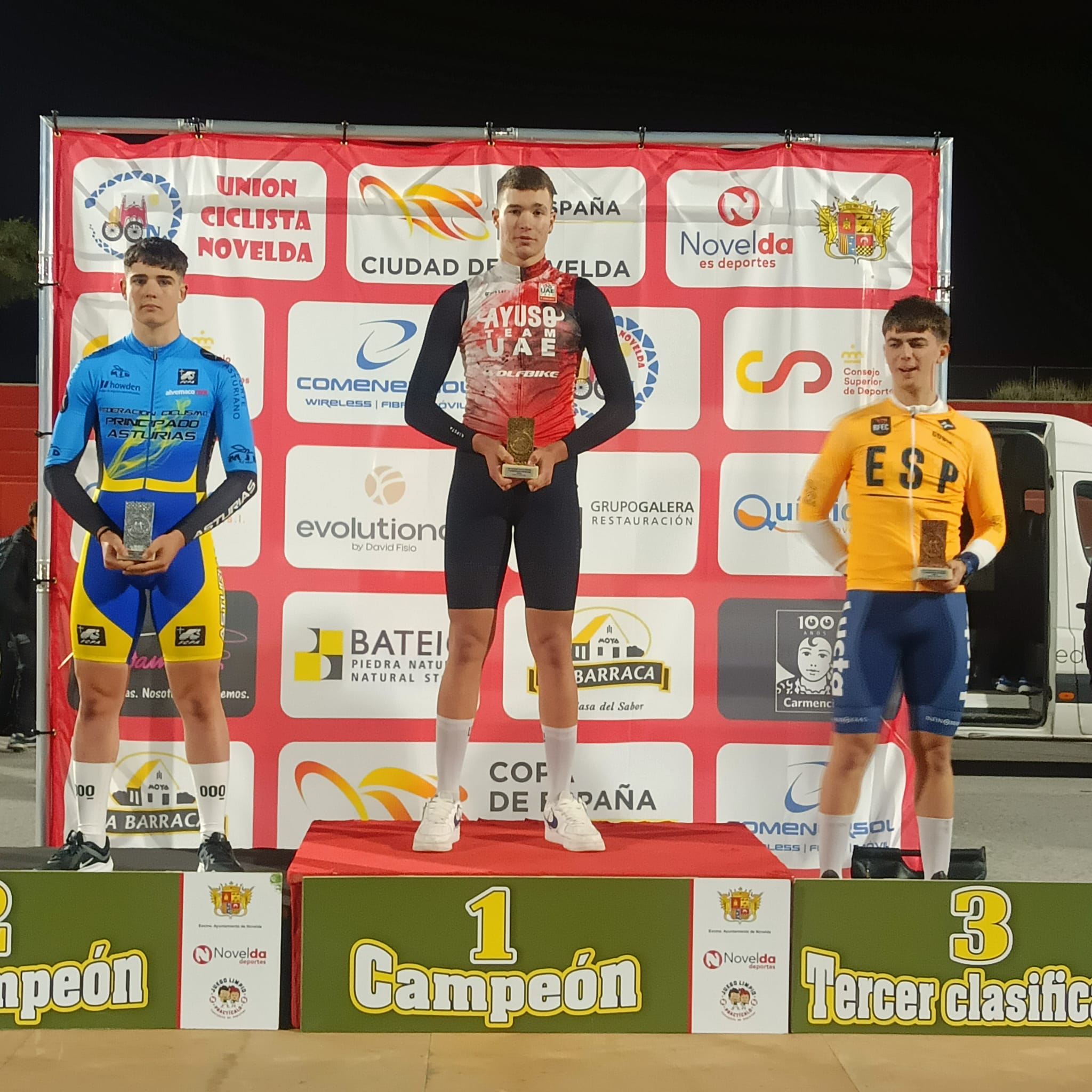 La Copa de España de Pista celebra con éxito su penúltima cita en Novelda