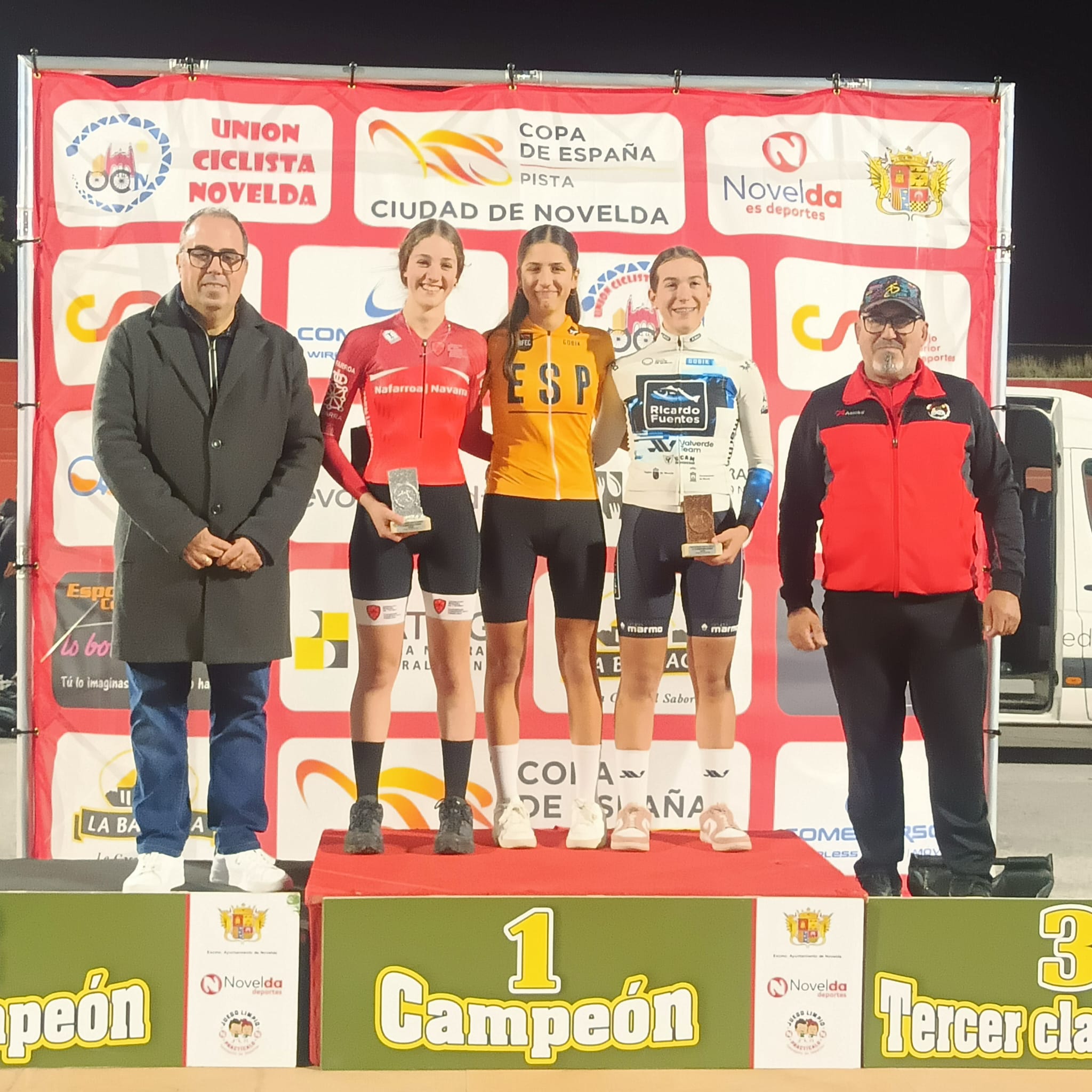 La Copa de España de Pista celebra con éxito su penúltima cita en Novelda