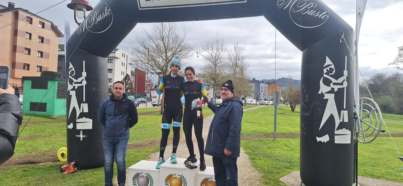 Villaviciosa acoge una brillante jornada de ciclocross con el X Circuito Mayador