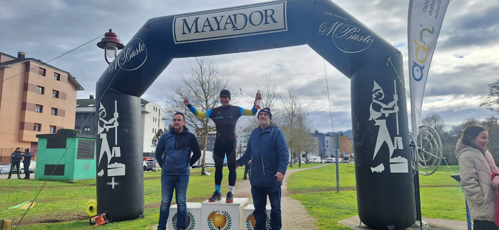 Villaviciosa acoge una brillante jornada de ciclocross con el X Circuito Mayador
