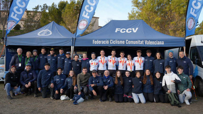 La-Seleccion-Valenciana-firma-un-gran-Campeonato-de-Espana-de-Ciclocross-en-Tarancon-con-nueve-medallas-y-el-oro-en-el-Team-Relay