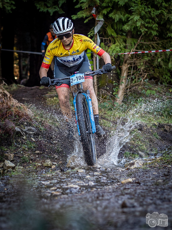 A 3H Armenteira e Punto fai crecer á Copa Galicia