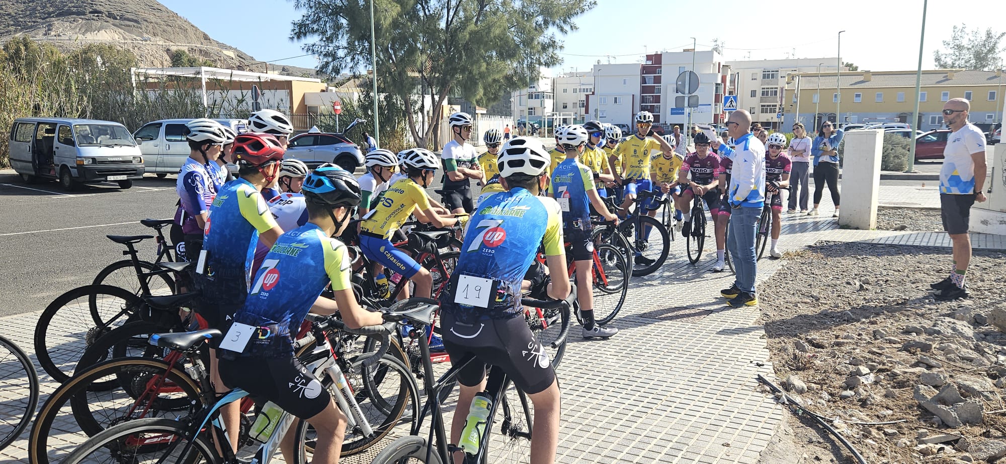 Celebrada la 1º Tecnificacion de Cadetes de Ruta  en Gran Canaria y Tenerife