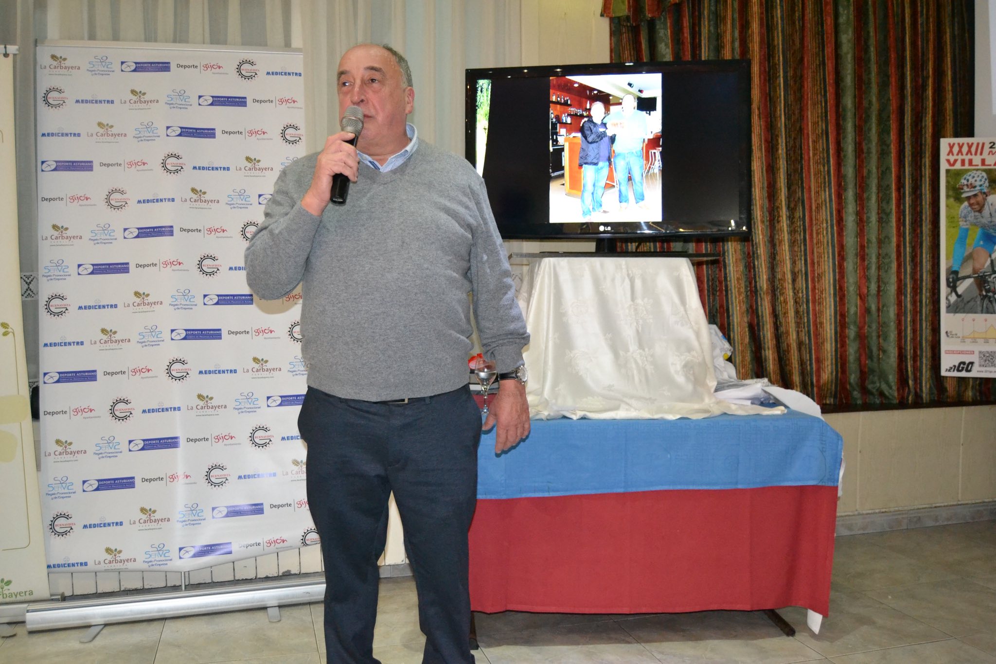 Jesús González, “el del Buenavista”, homenajeado por más de 160 personas