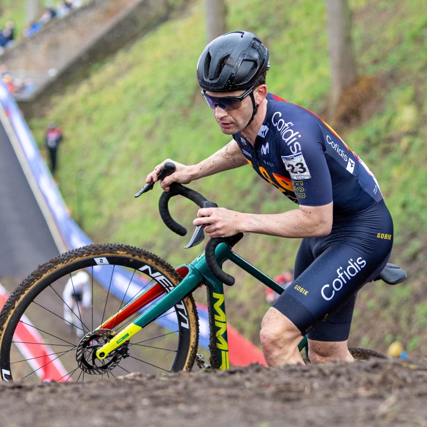 Brillante papel de los ciclistas cántabros en el Campeonato del Mundo de Ciclocross en Hulst