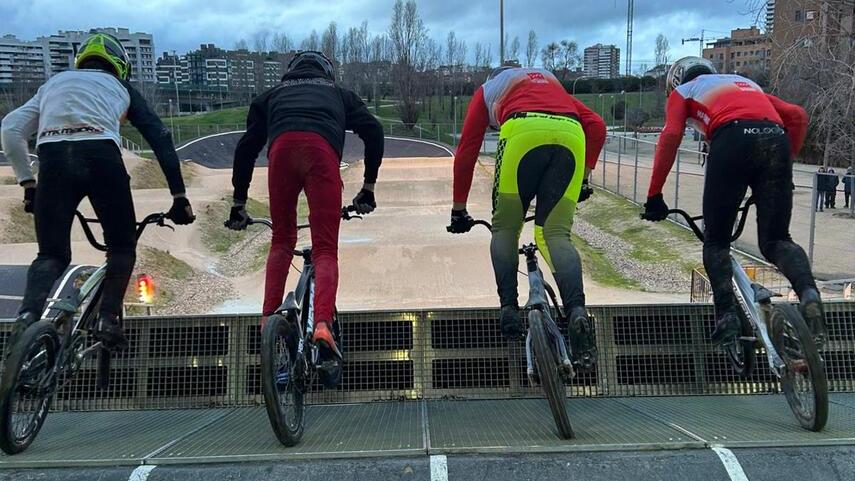 Jornada-de-tecnificacion-de-BMX-rumbo-a-las-Copas-de-Espana