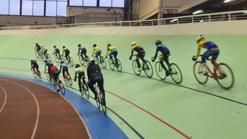 Los-Infantiles-completan-su-decimo-entrenamiento-en-la-pista-de-Galapagar