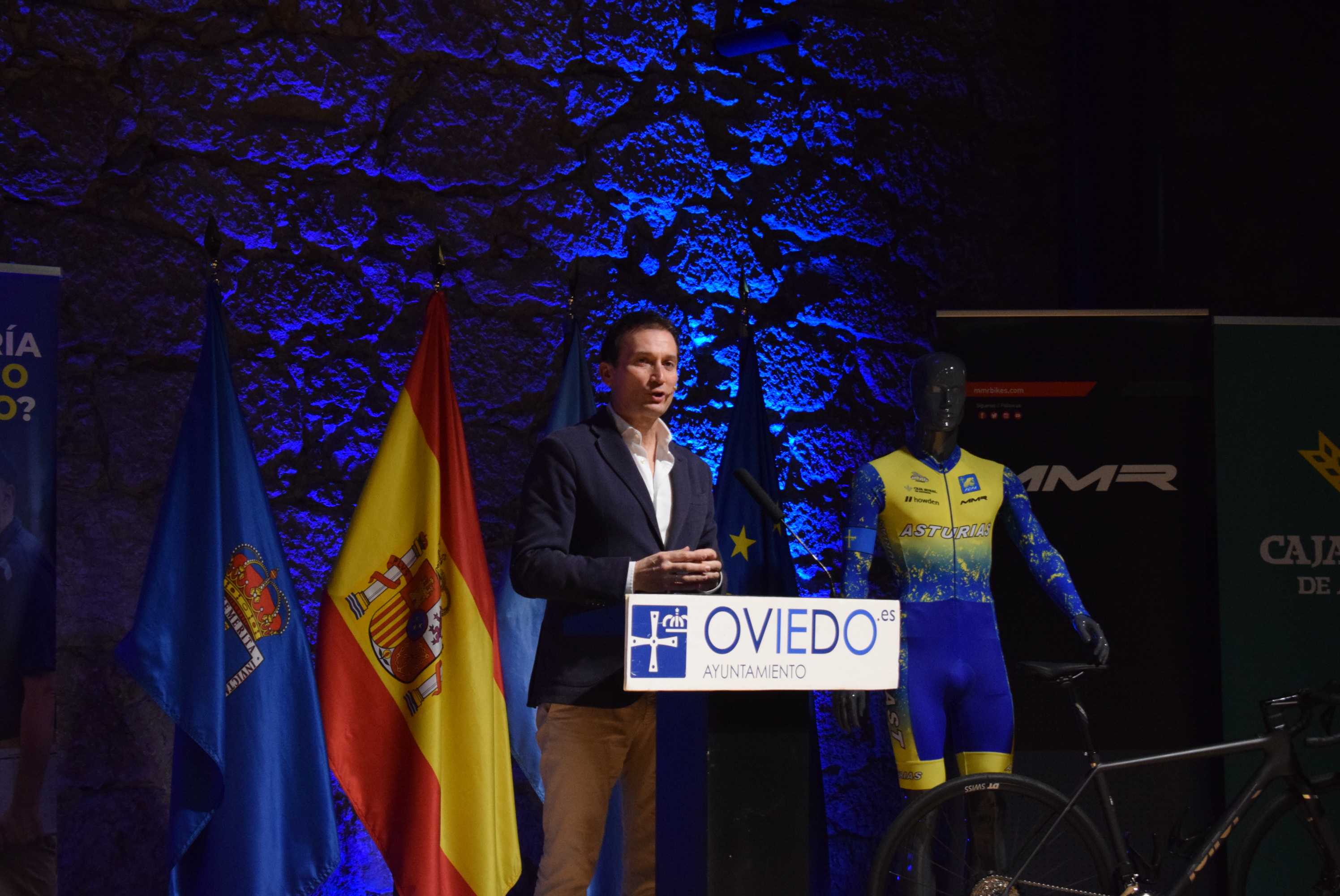 La Gala del Ciclismo Asturiano Premia la Diversidad y el Relevo Generacional en una Noche de Emociones