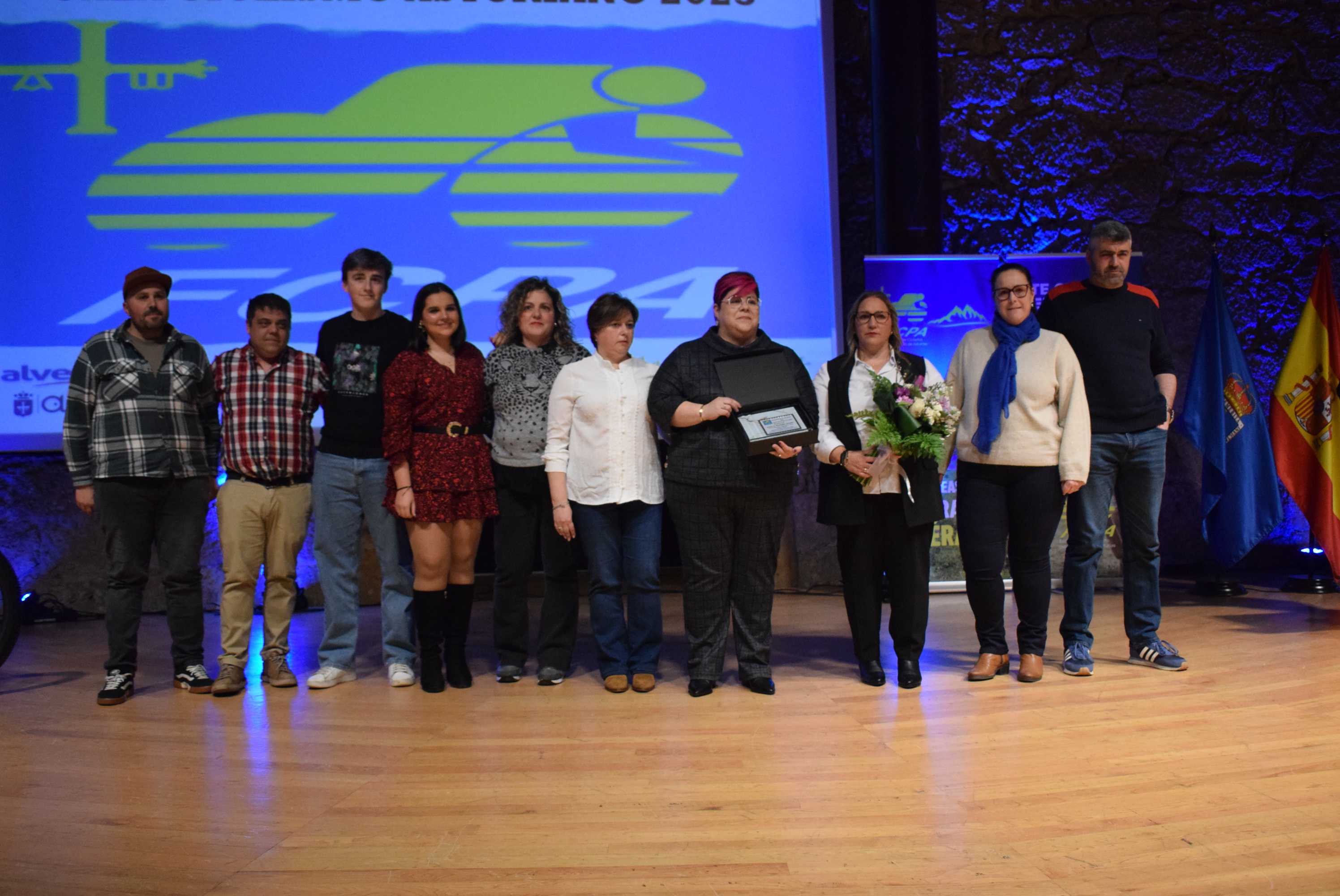 La Gala del Ciclismo Asturiano Premia la Diversidad y el Relevo Generacional en una Noche de Emociones